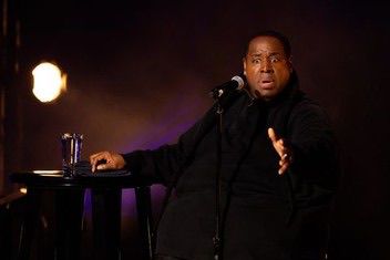 Bruce Bruce Returns to Netflix with Long-Awaited Comedy Special I Ain’t Playin’